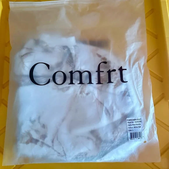 COMFRT PAWS CAMO DOG HOODIE - Picture 15 of 16